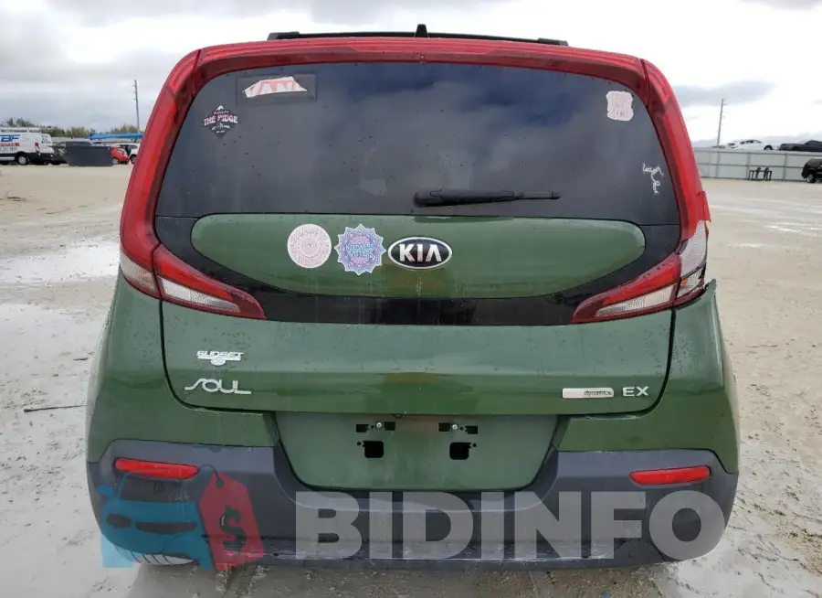 KNDJ33AU0M7138634 Photo# 6
