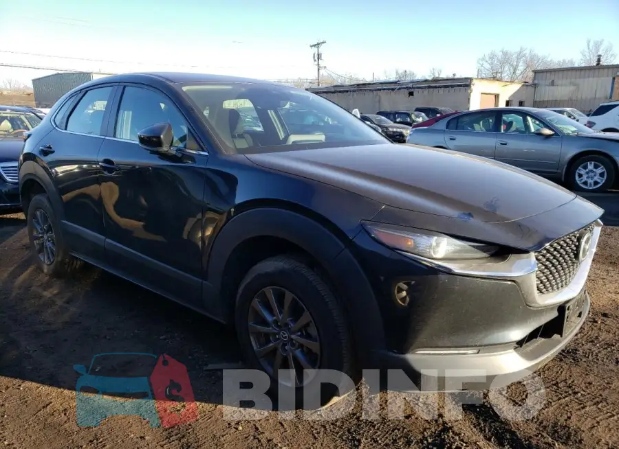 3MVDMBAL9MM217820 Photo# 4