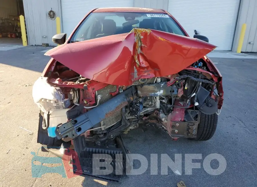 2T1BURHE8HC820166 Photo# 5