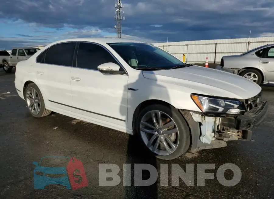 1VWDT7A31HC024650 Photo# 4