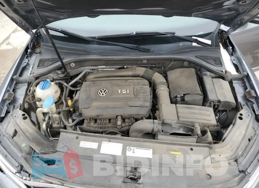1VWDT7A32HC038704 Photo# 11