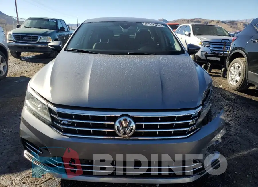 1VWMA7A35KC002695 Photo# 5