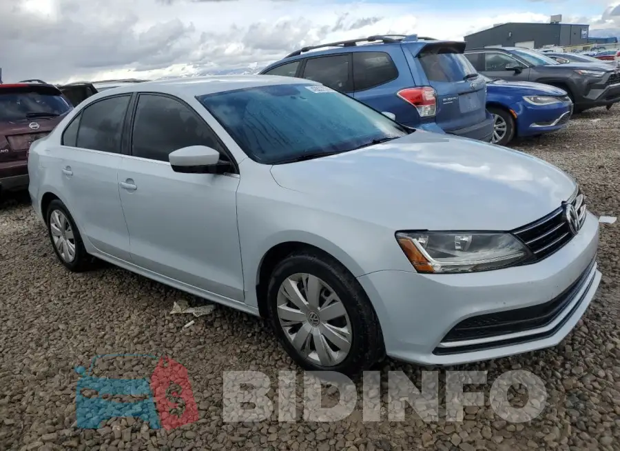 3VW167AJ6HM389221 Photo# 4