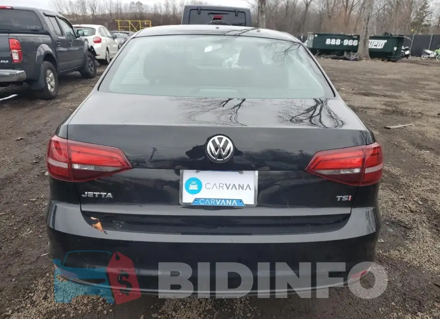 3VW267AJ2GM411797 Photo# 6
