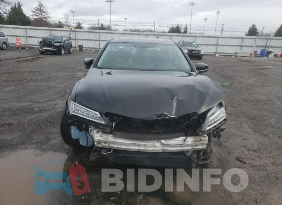 19UUB3F75GA002057 Photo# 5