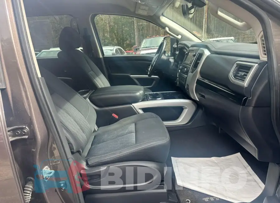 1N6BA1F42HN524462 Photo# 5