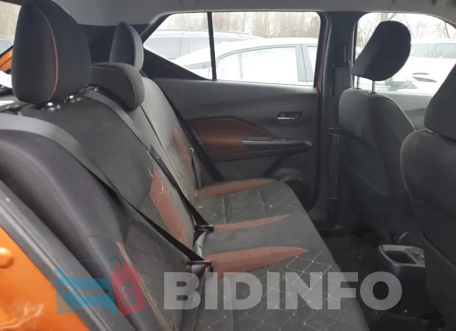 3N1CP5CU6JL527262 Photo# 10