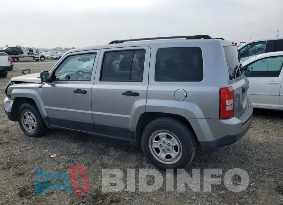 1C4NJPBB3GD741384 Photo# 2