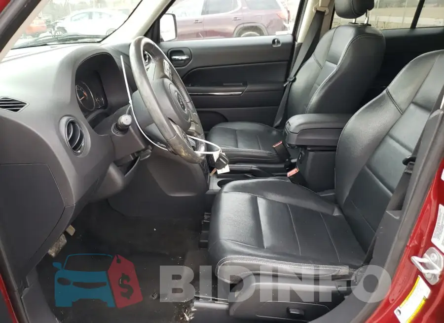 1C4NJPCB4FD350239 Photo# 7