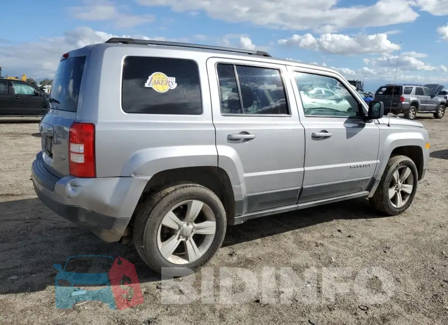 1C4NJRFB2GD630928 Photo# 3