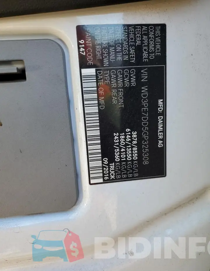 WD3PE7DD5GP325308 Photo# 13
