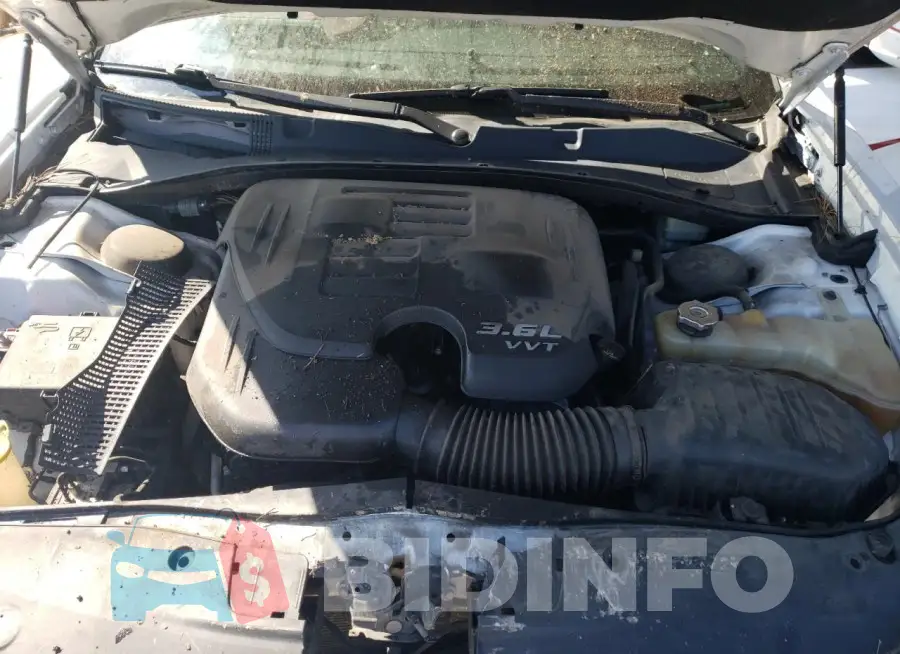 2C3CDXBG3FH762154 Photo# 11
