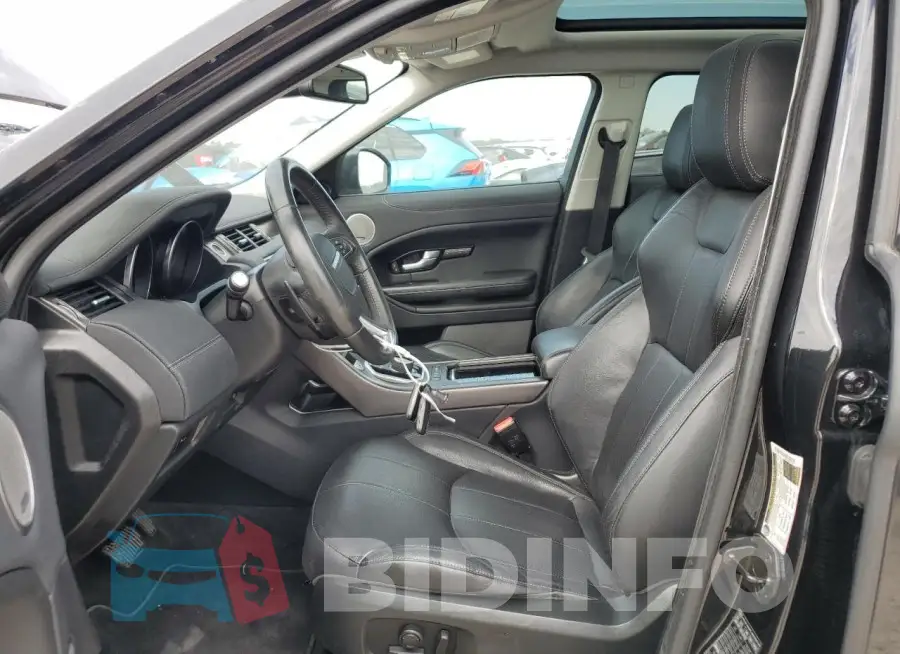 SALVP2RX8JH311815 Photo# 7