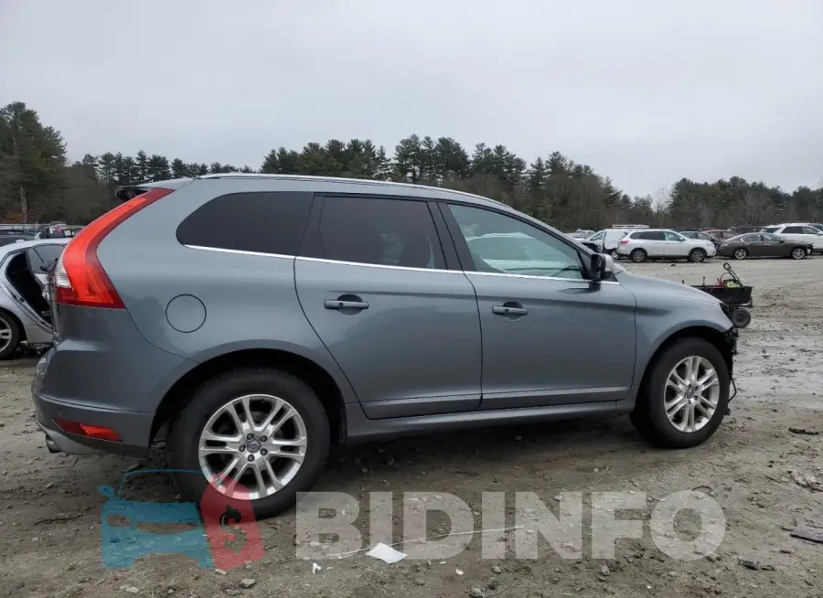 YV4902RS7G2845804 Photo# 3