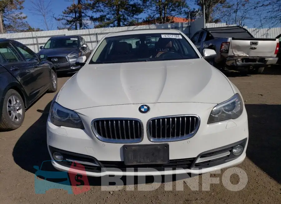 WBA5A7C59FG142587 Photo# 5