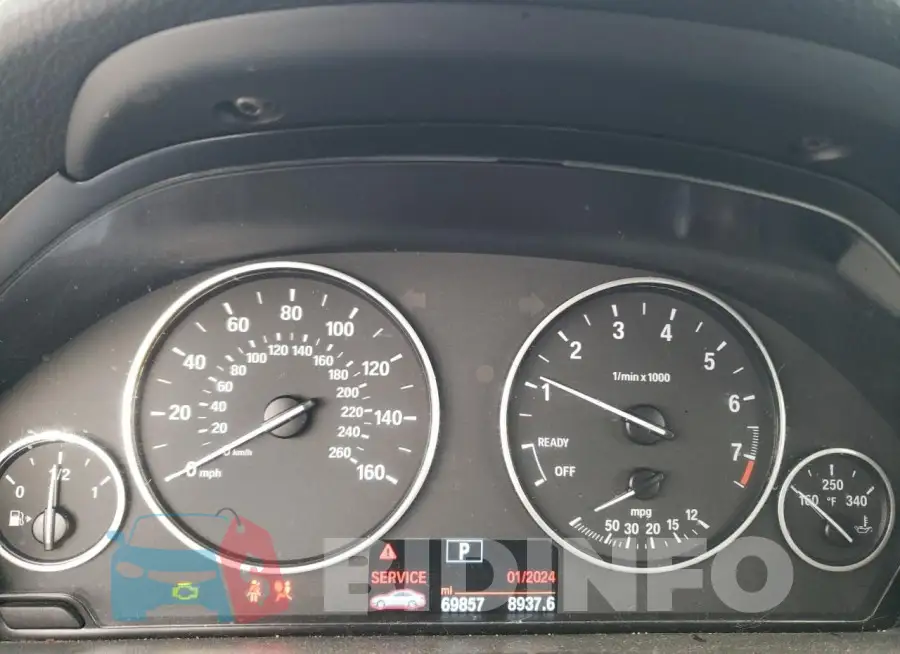 WBA8A3C55JA495085 Photo# 9