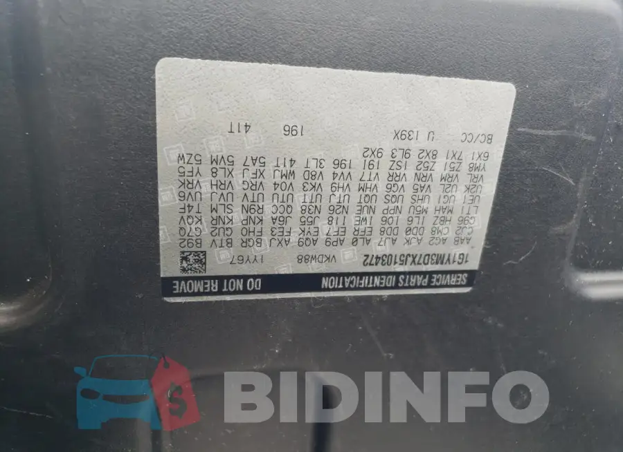 1G1YM3D7XJ5103472 Photo# 13