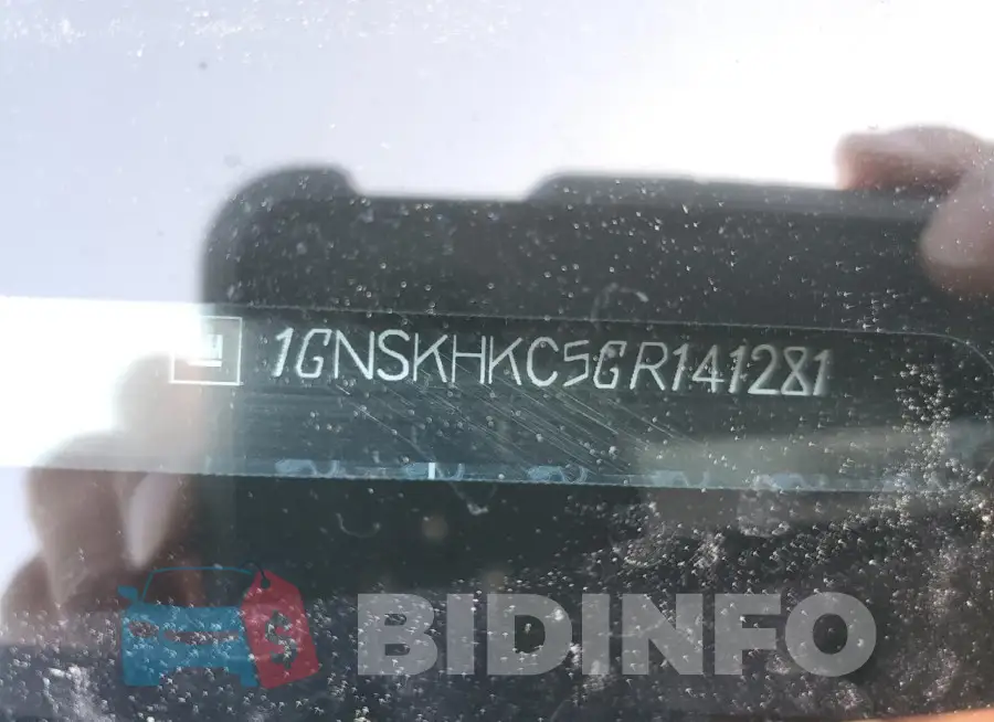 1GNSKHKC5GR141281 Photo# 12