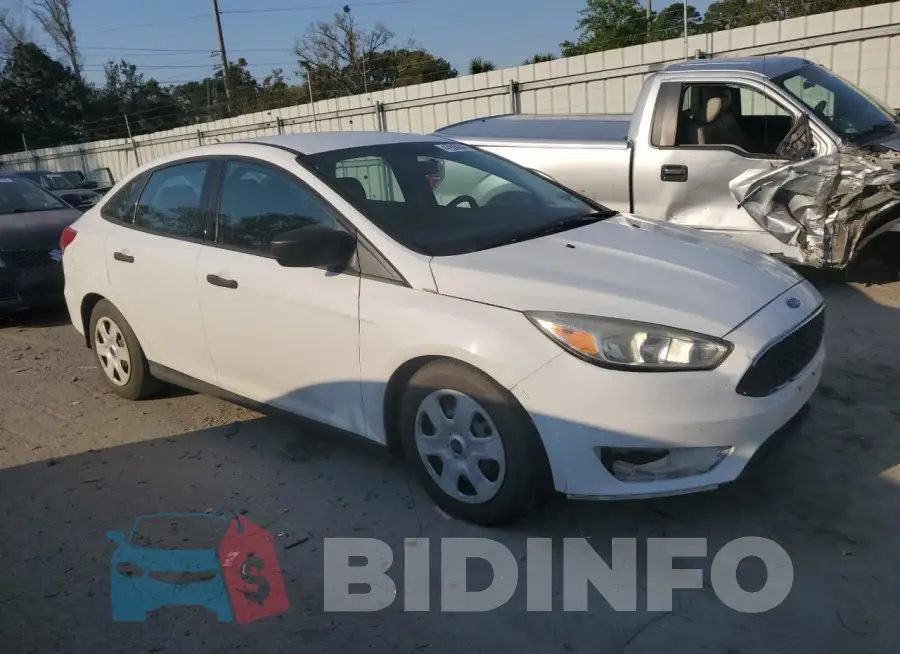 1FADP3E22FL256260 Photo# 4