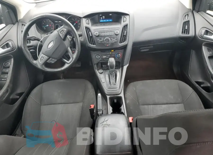 1FADP3F26JL221681 Photo# 8