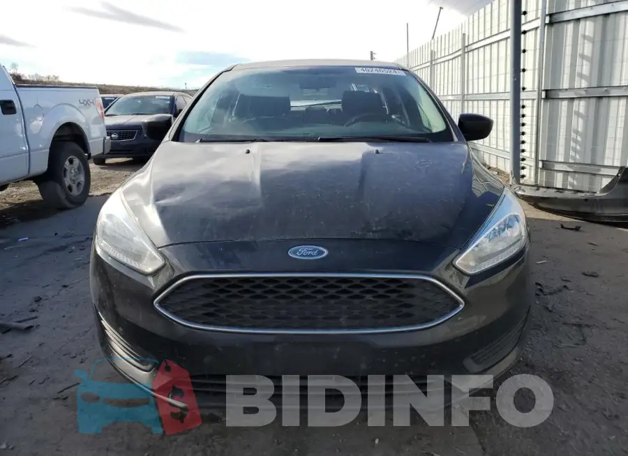 1FADP3F2XJL218136 Photo# 5