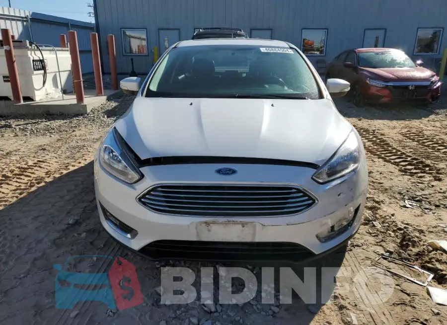 1FADP3J23JL276211 Photo# 5