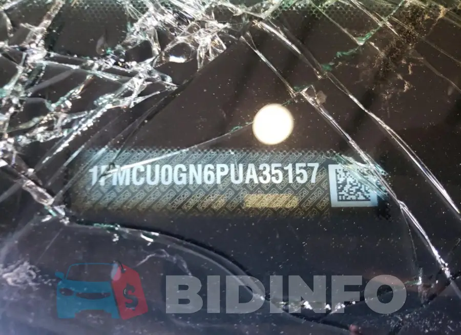 1FMCU0GN6PUA35157 Photo# 12