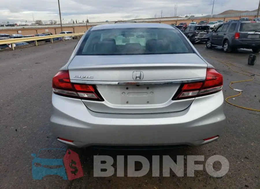 19XFB2F81FE066957 Photo# 6