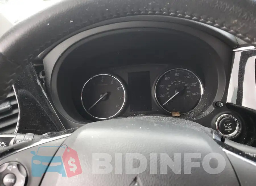 JA4AD3A39KZ045952 Photo# 9