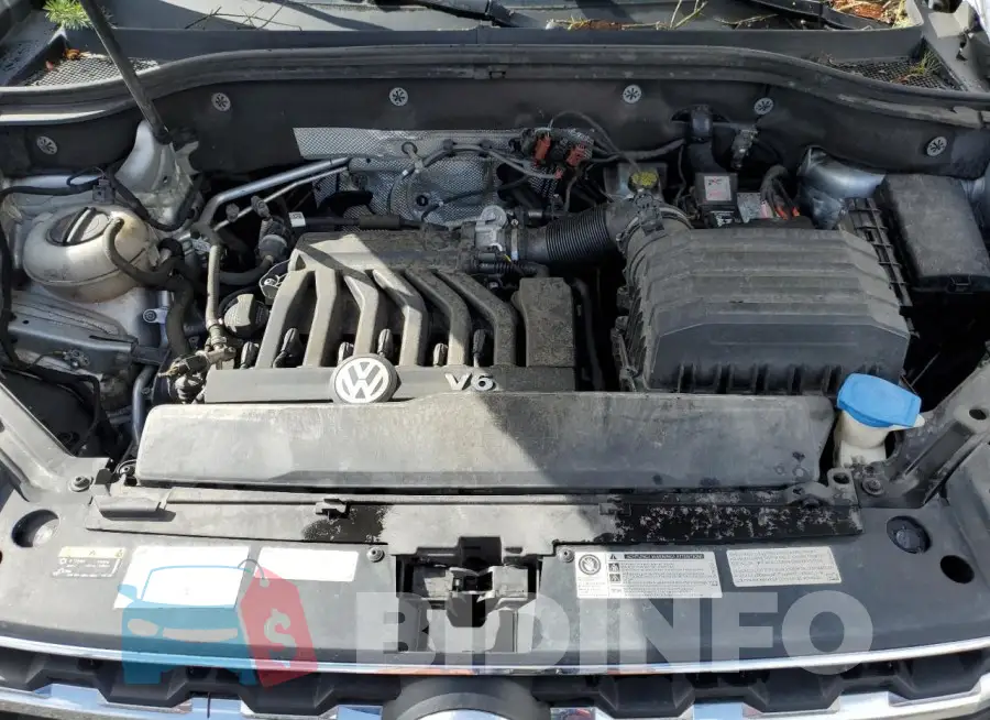 1V2MR2CA7JC510836 Photo# 12