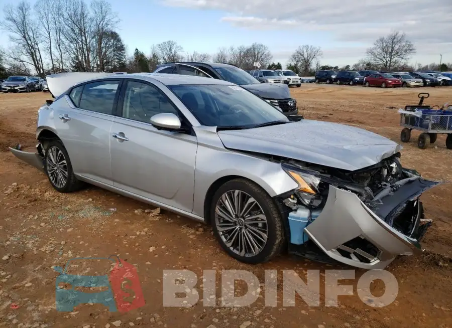 1N4BL4EV6PN350506 Photo# 4