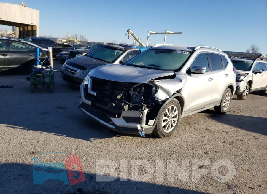 KNMAT2MT4LP507507 Photo# 1