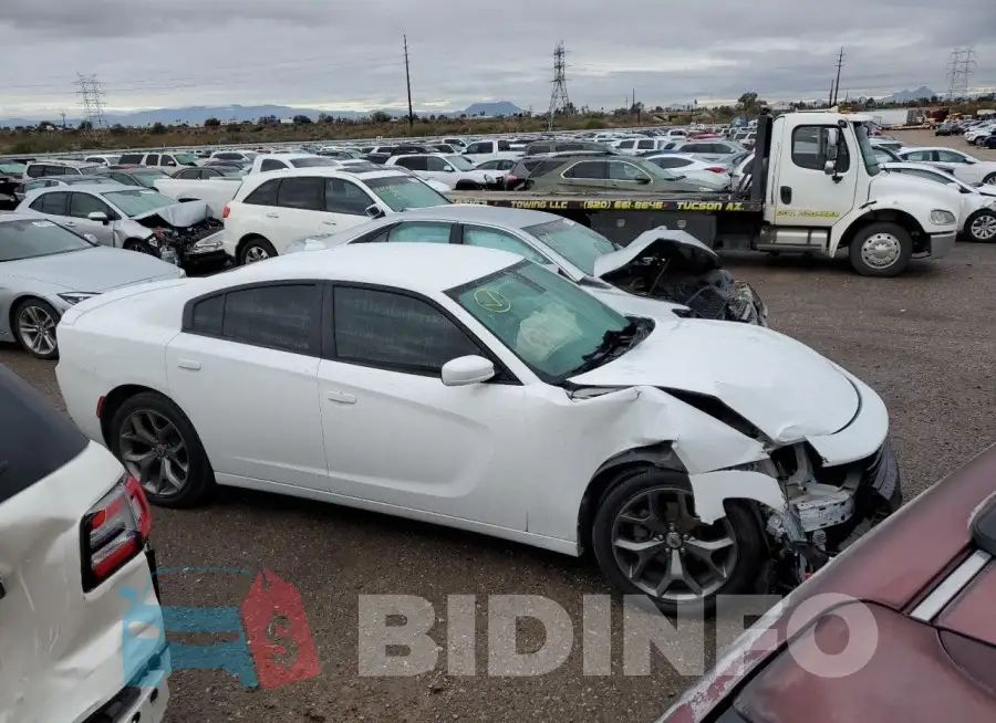 2C3CDXHG5HH529404 Photo# 4