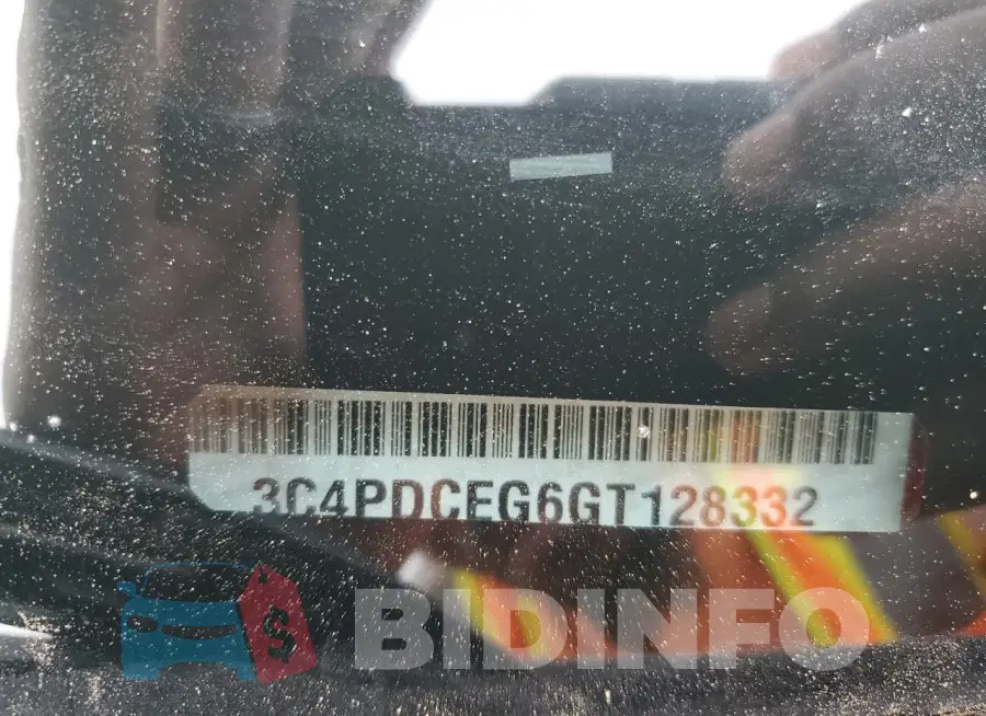 3C4PDCEG6GT128332 Photo# 14