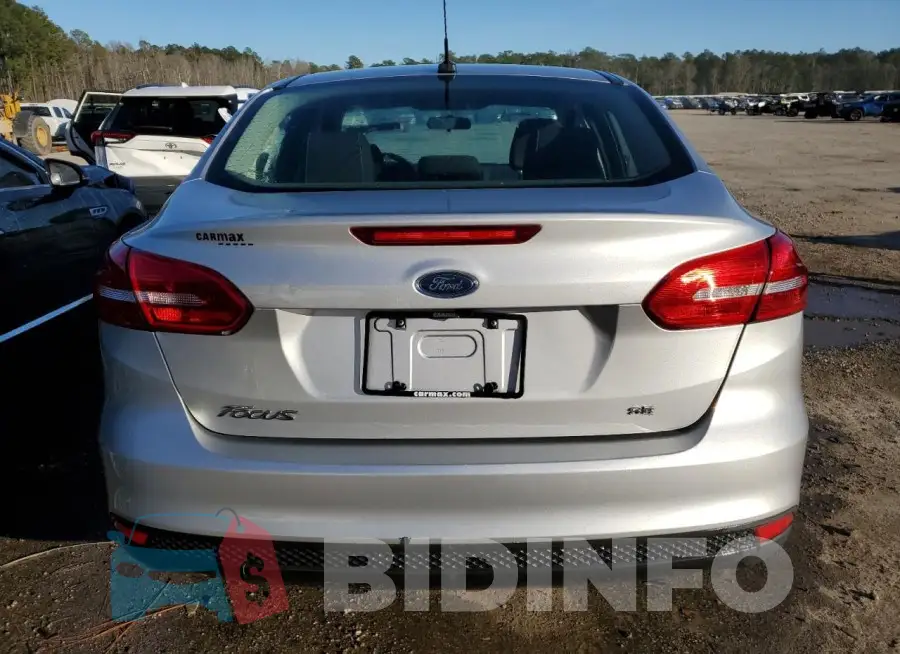 1FADP3F22GL347884 Photo# 6