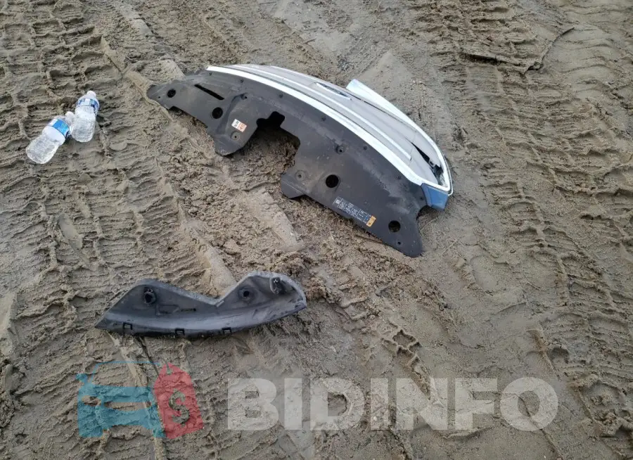 1FAHP2D85HG111601 Photo# 12