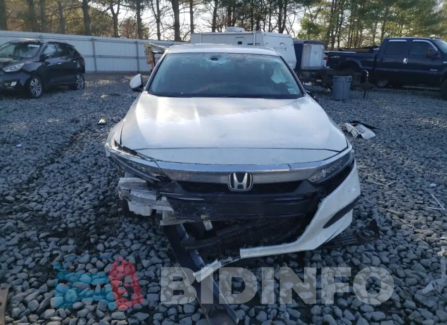 1HGCV1F18LA132556 Photo# 5
