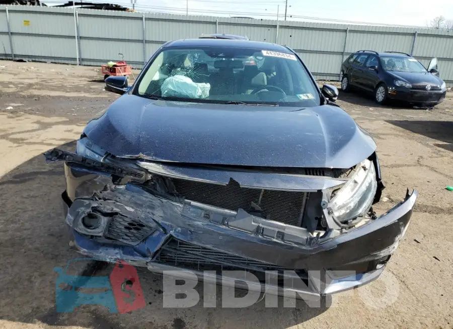 2HGFC1F96HH658735 Photo# 5