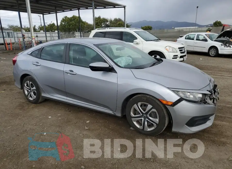 2HGFC2F53HH572544 Photo# 4