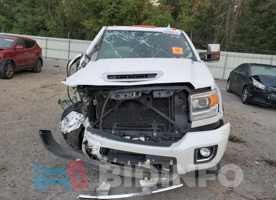 1GT12SEY9KF123742 Photo# 5