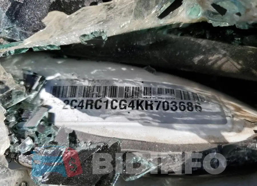 2C4RC1CG4KR703686 Photo# 13