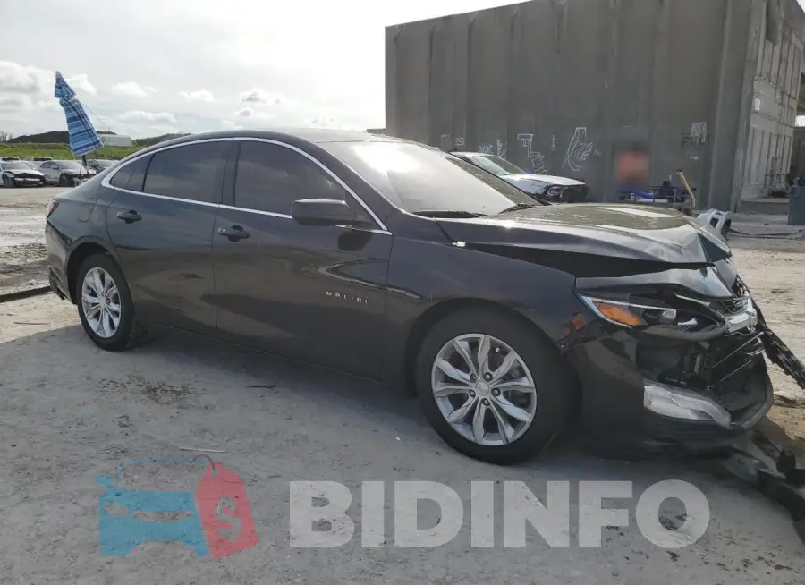 1G1ZD5ST9KF162069 Photo# 4