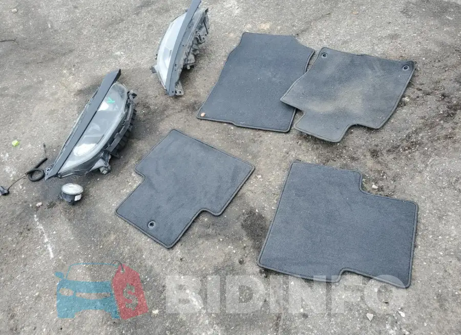 2HGFC4B84KH302404 Photo# 12