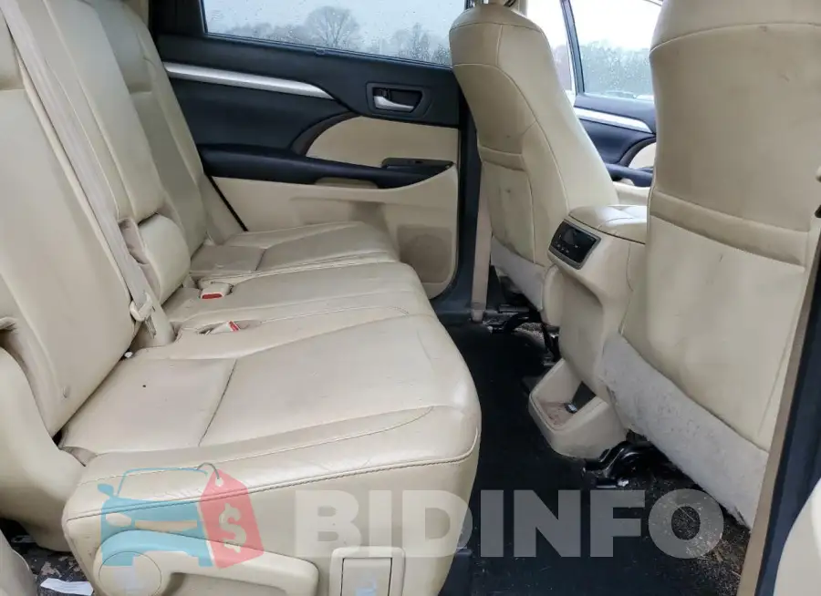 5TDJKRFH4GS353459 Photo# 11