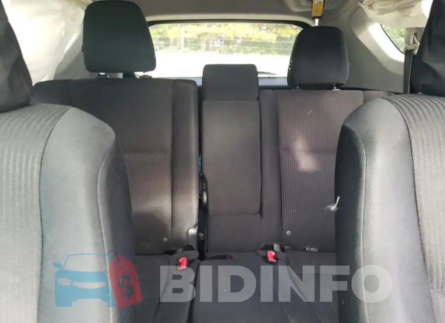 JTMBFREV2FD155957 Photo# 10