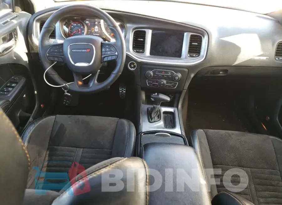 2C3CDXGJ3HH638618 Photo# 8
