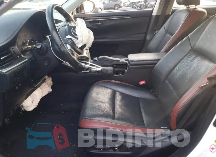 JTHBK1GG8F2179136 Photo# 7