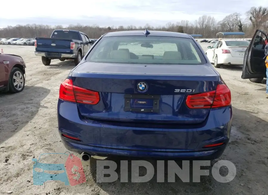 WBA8A9C50JAH13892 Photo# 6
