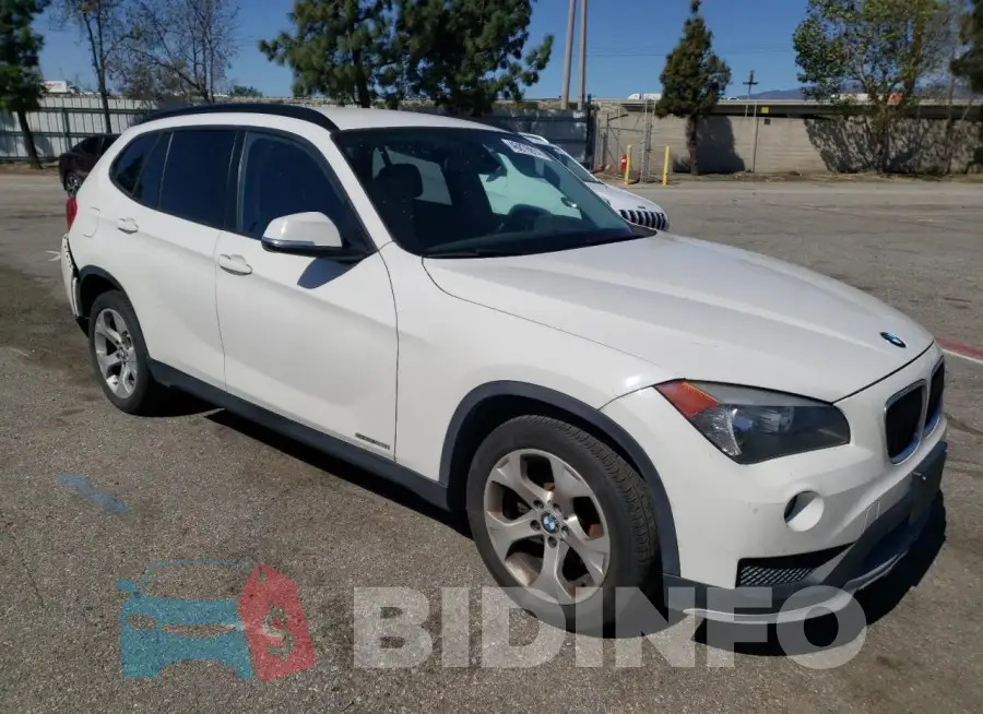 WBAVM1C58FV317587 Photo# 4