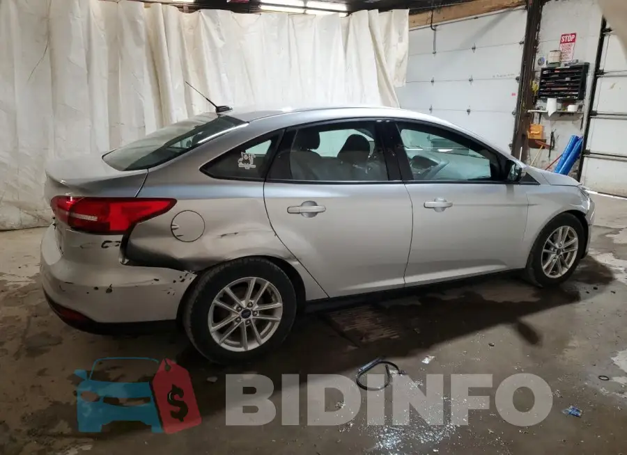 1FADP3F22GL204613 Photo# 3